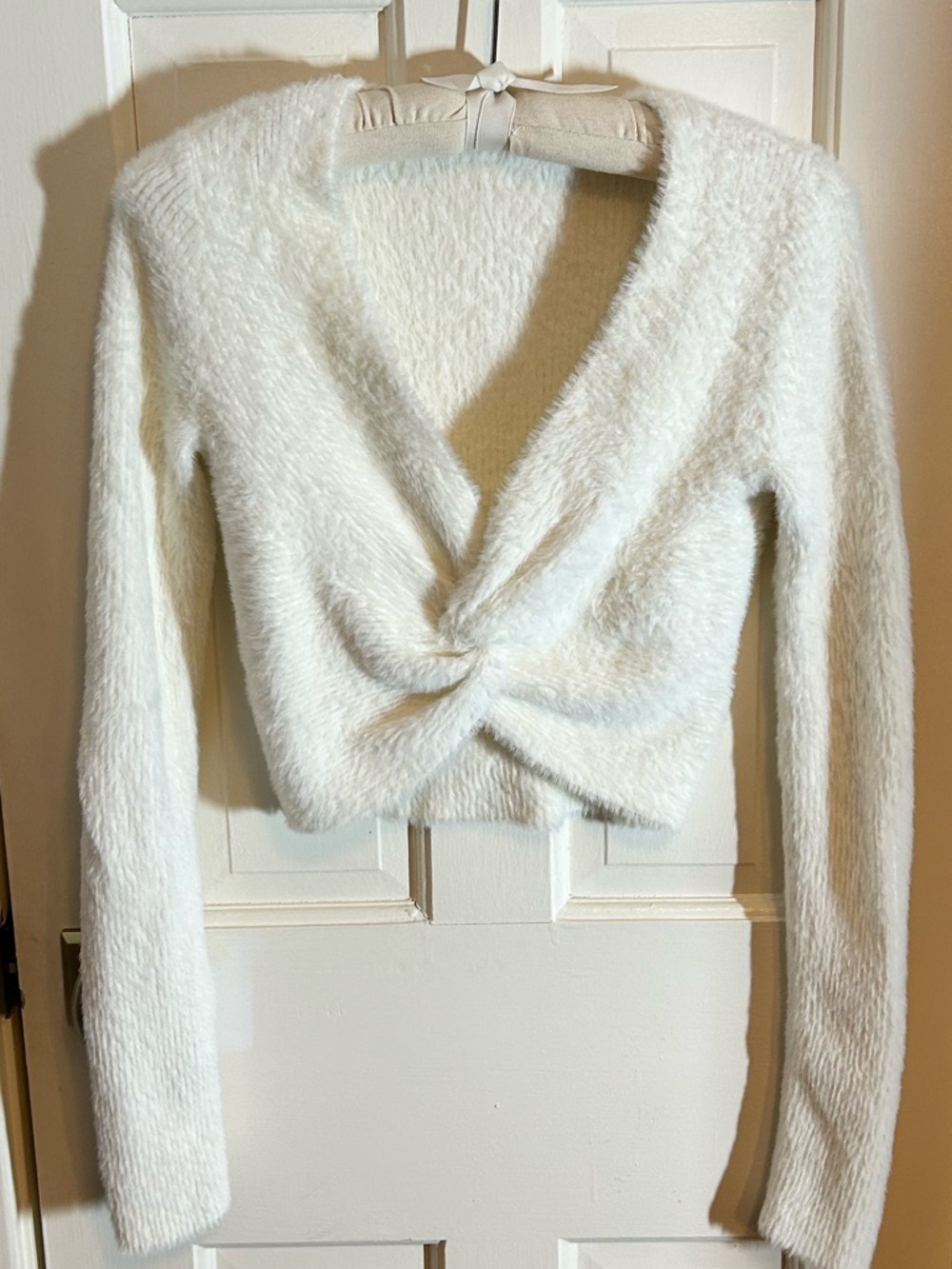 NWOT Aerie Fluffy-4-Ever Reversible Sweater - Sz S - Picture 7 of 10